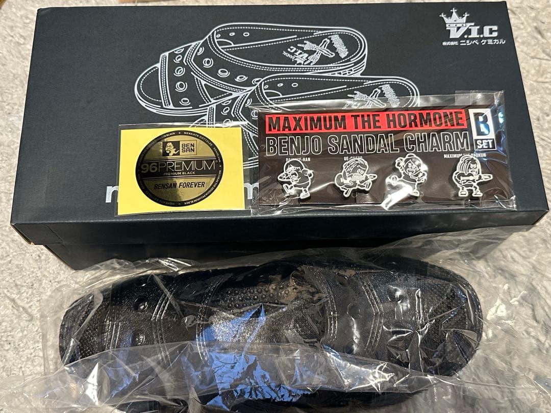 マキシマム ザ ホルモン ベンサン ブラック Sサイズ チャーム、ステッカー付