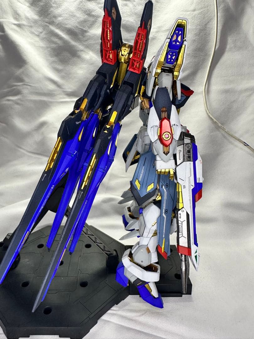 MGEX ストライクフリーダムガンダム　塗装完成品