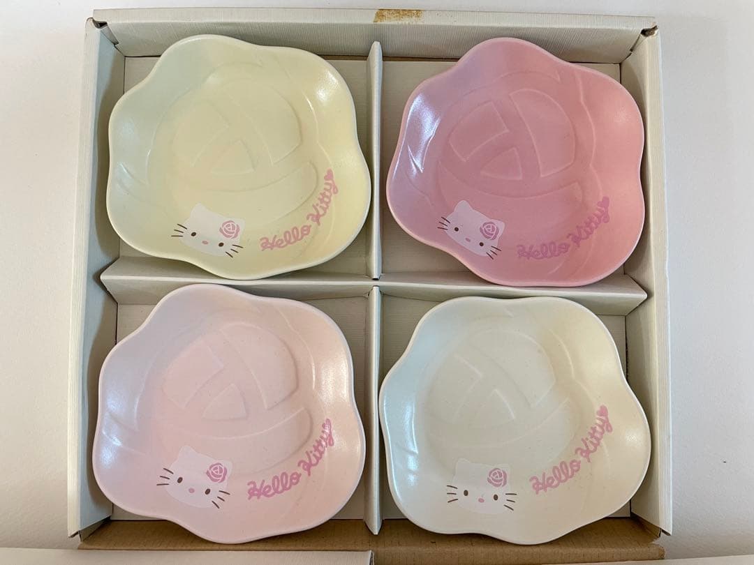 新品未使用　貴重　ハローキティ 皿 プレート 小鉢 6点セット サンリオ
