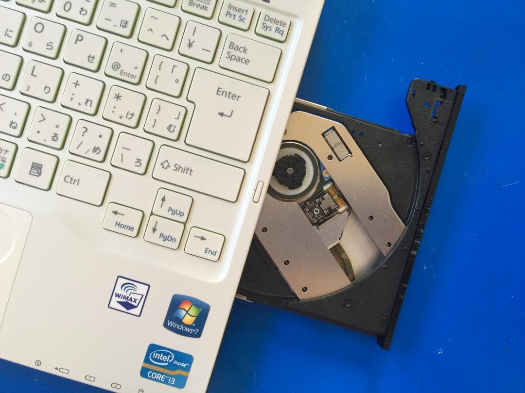 LIFEBOOK SH54 13.3型/薄型/Office2024/win11