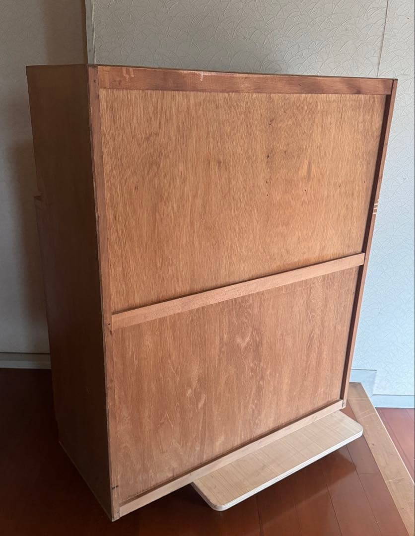 和箪笥　チェスト　洋服タンス　昭和レトロ　インテリア　古道具　北欧
