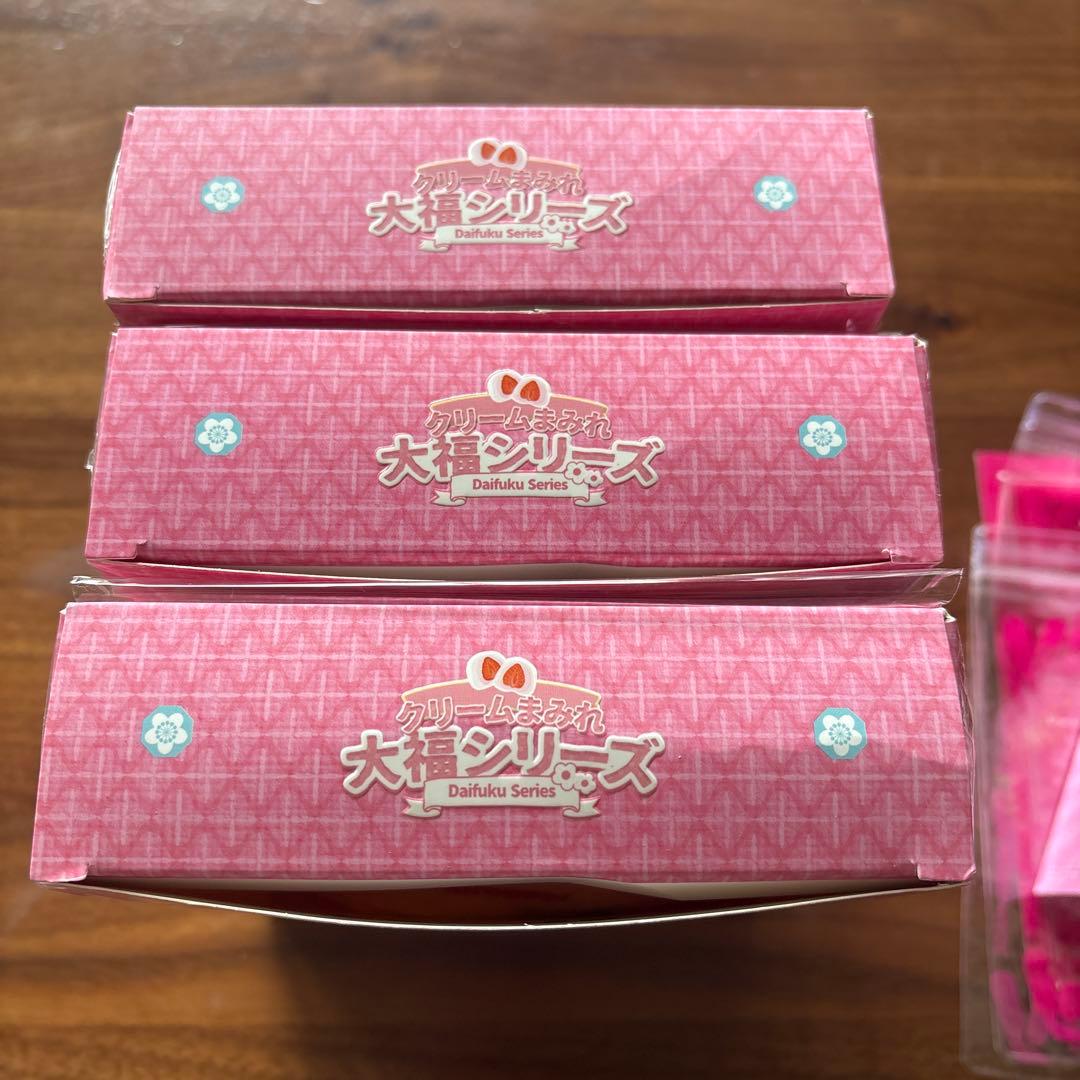 大福三つセット　クリームまみれ大福 大福シリーズ　 ピンクの箱にて発送
