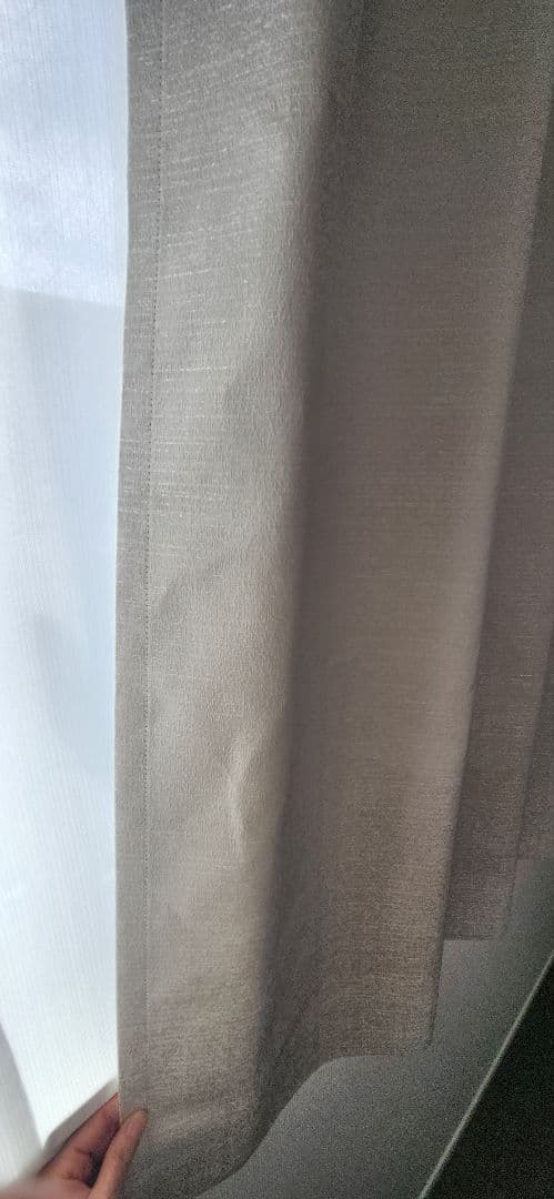 新品　ニトリ　隙間ブロック　カーテン 100×178cm 2枚入り　ベージュ