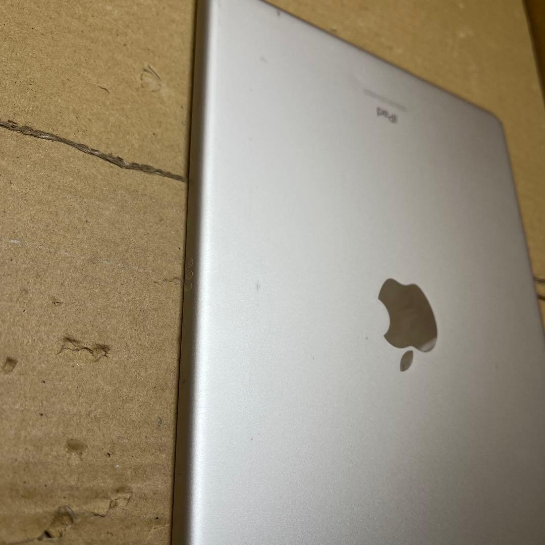 iPad (第７世代) Wi-Fi 32GB シルバー