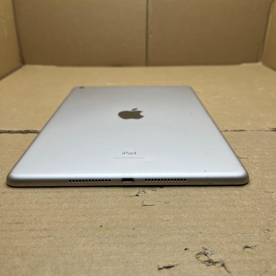 iPad (第７世代) Wi-Fi 32GB シルバー