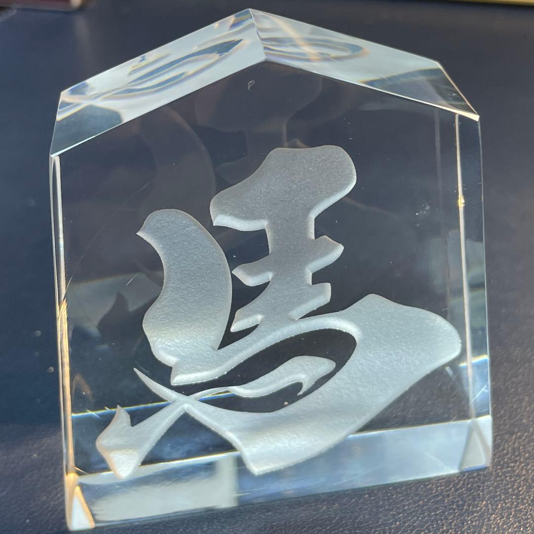 将棋飾駒　左馬　ガラスアート　逆さ馬　飾り駒　置物