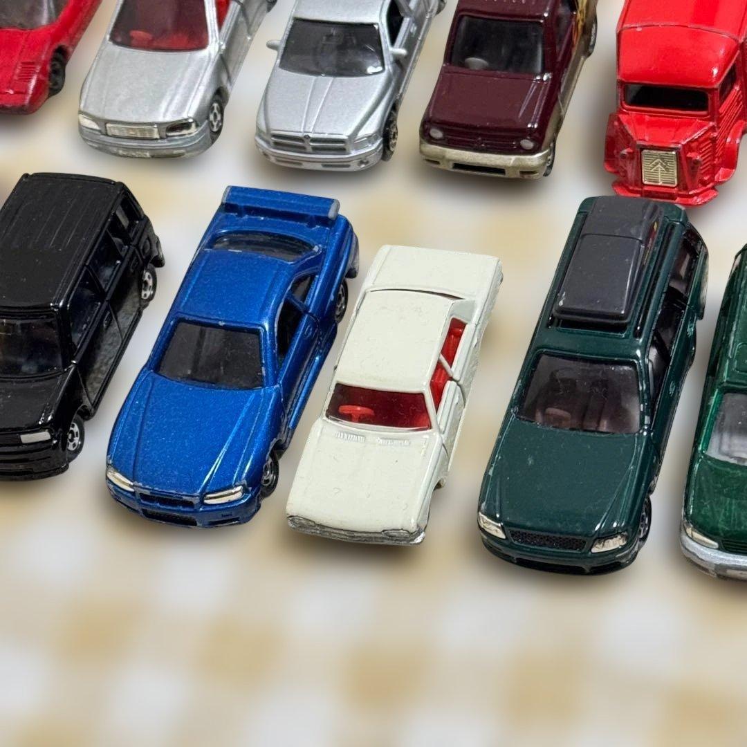 TOMICA　トミカ　31台まとめ売り　ミニカー　タカラトミー
