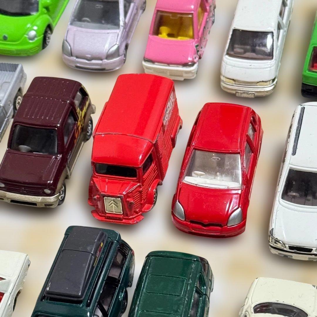 TOMICA　トミカ　31台まとめ売り　ミニカー　タカラトミー