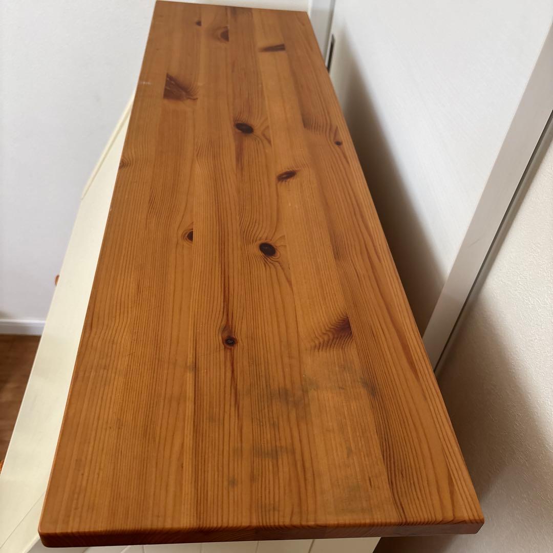 クリーム色の木製チェスト・デスク・学習机