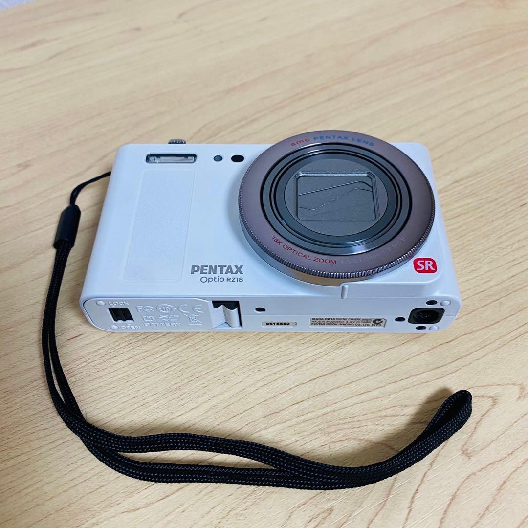 PENTAX Optio RZ18 ホワイト16メガピクセル　デジカメ　コンデジ