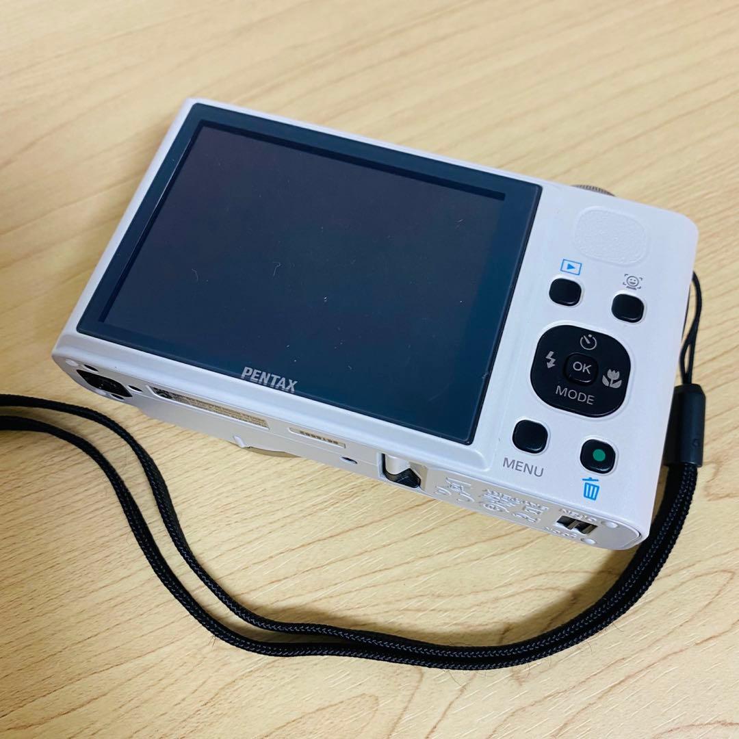 PENTAX Optio RZ18 ホワイト16メガピクセル　デジカメ　コンデジ