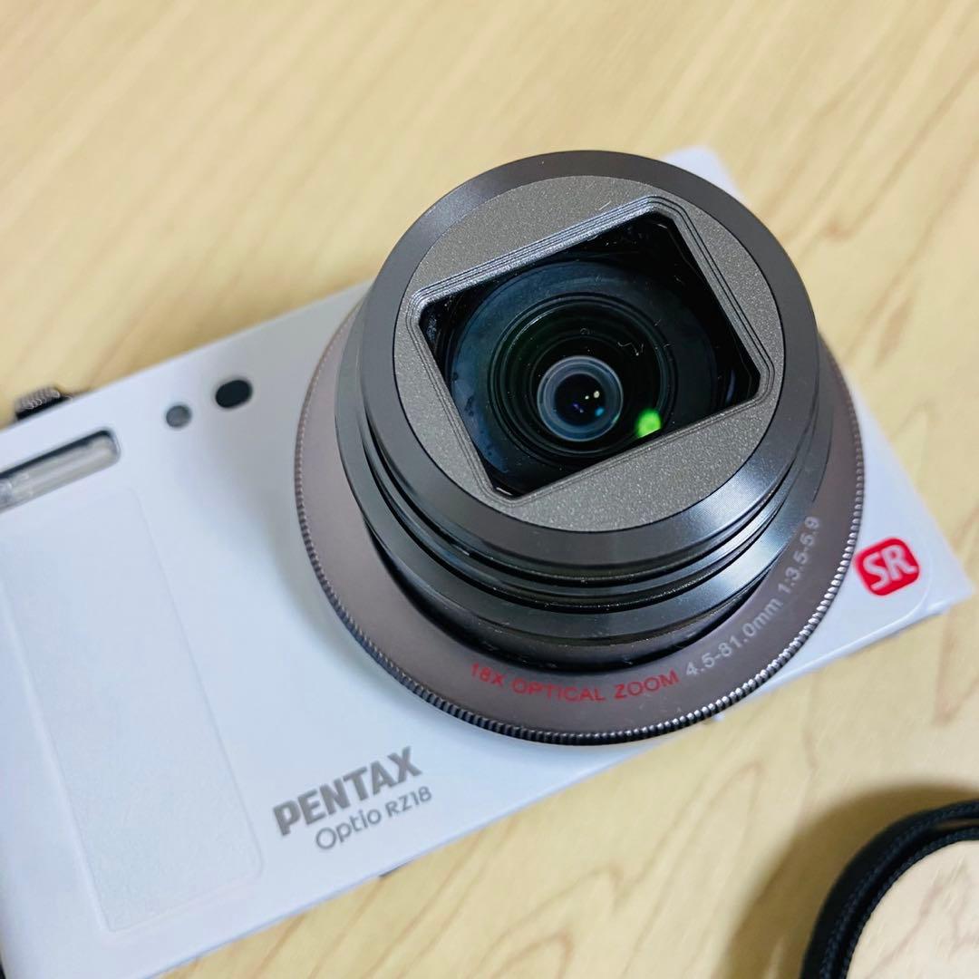PENTAX Optio RZ18 ホワイト16メガピクセル　デジカメ　コンデジ