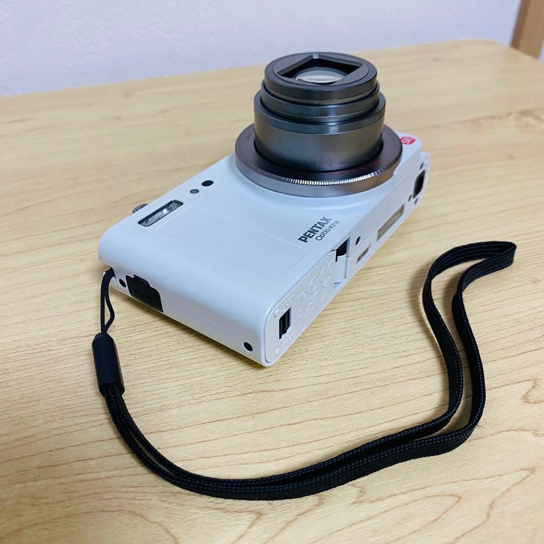 PENTAX Optio RZ18 ホワイト16メガピクセル　デジカメ　コンデジ