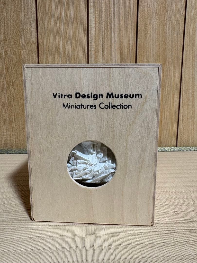 Vitra ヴィトラミニチェアコレクション　レッド＆ブルー スツール