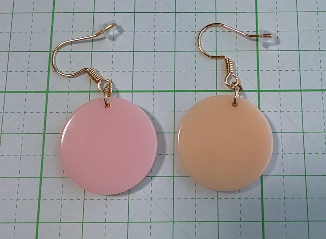 HM　ピアス　ゴールド系　いちごみるくピンク　オレンジミルク