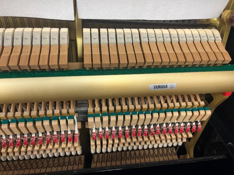 ★81324【アップライトピアノ】YAMAHA　YU5