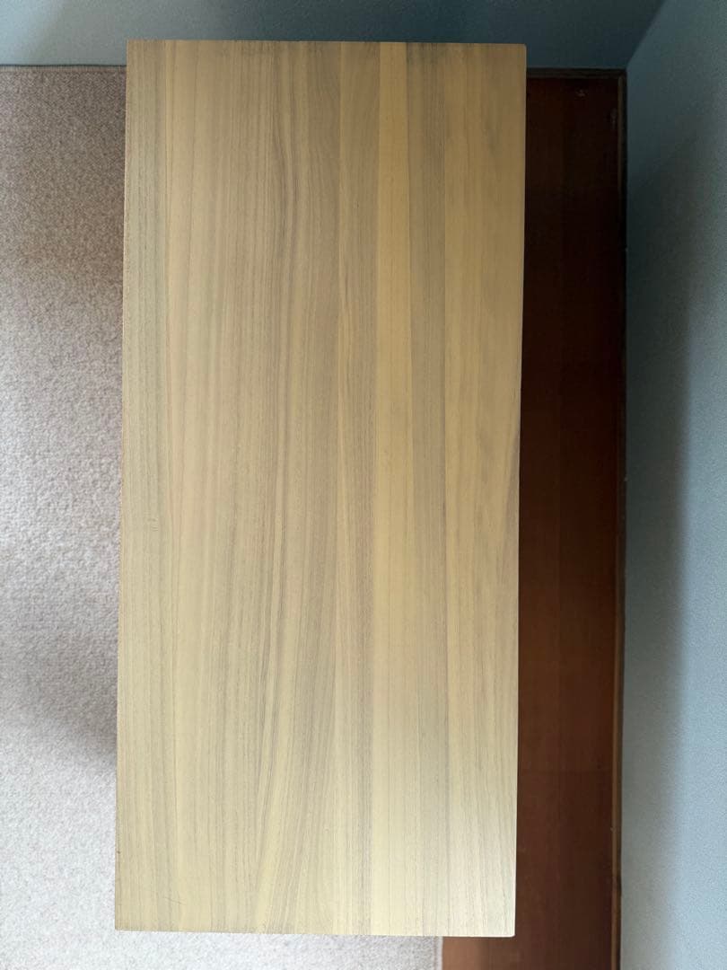 美品 桐箪笥 3段 金色の菊紋金具 和タンス 着物収納 ローチェスト