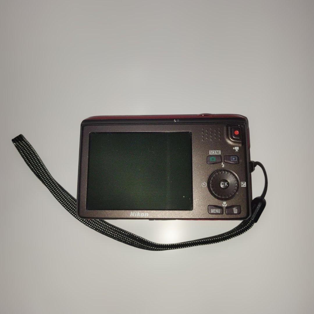 Nikon COOLPIX S6300 赤