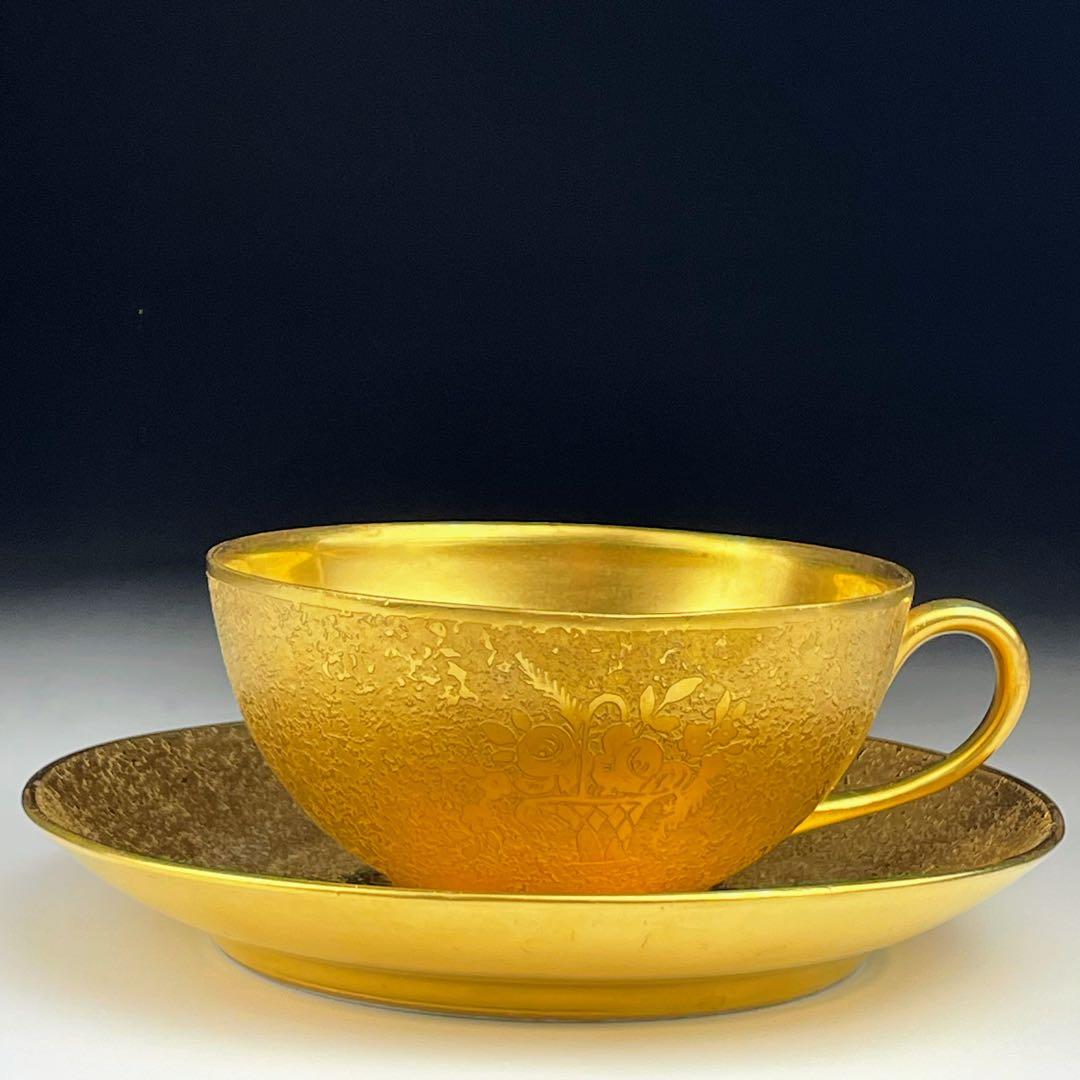 【希少】フッチェンロイター 金彩 クサラシ技法 ティーカップ＆ソーサー 花籠