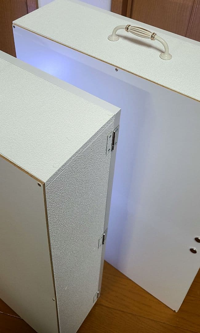 ブライス　大型ドールケース白　セパレート