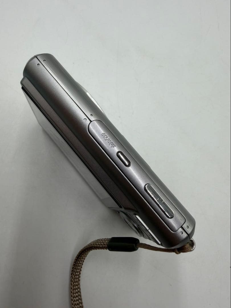 CASIO カシオ EXILIM EX-Z75 シルバー