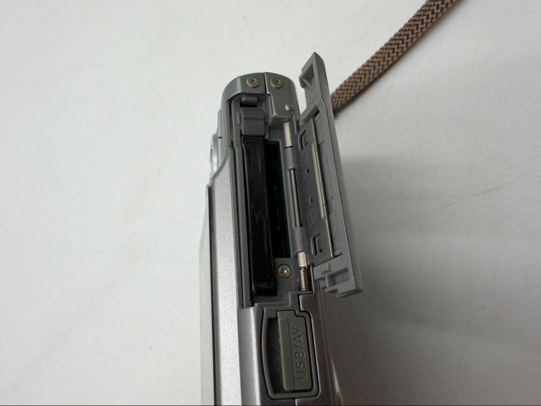 CASIO カシオ EXILIM EX-Z75 シルバー