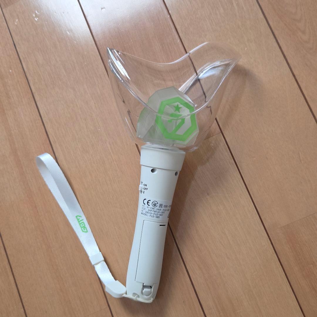 アイドル GOT7 OFFICIAL LIGHT STICK 2018