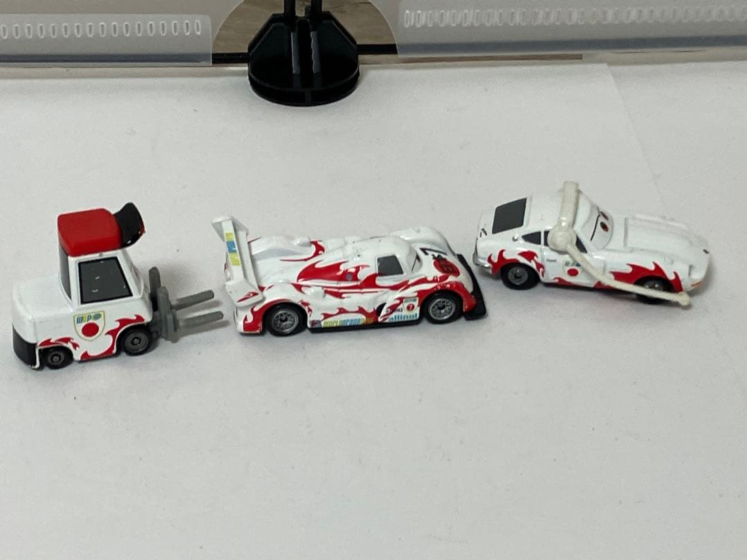 カーズ  トミカ　ジャパンチーム　シュウ　トドロキ　マッハ　マツオ　キック