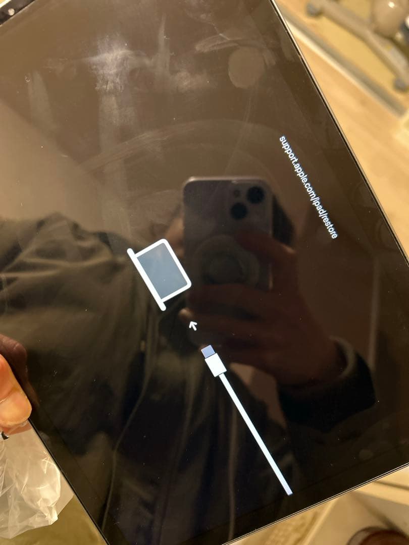 iPad Air 第4世代 64GB Wi-Fi ジャンク 水没 電源入らず