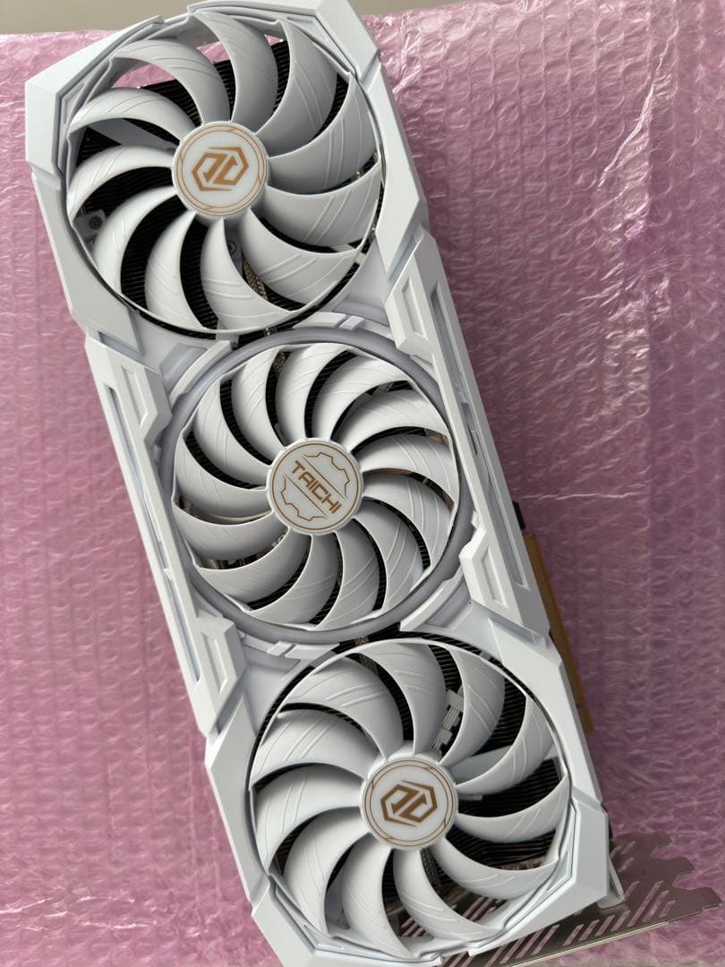 グラフィックボード・グラボ・ビデオカード RX 7900 XTX Taichi White 24GB OC Edition