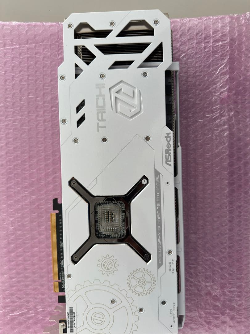 グラフィックボード・グラボ・ビデオカード RX 7900 XTX Taichi White 24GB OC Edition