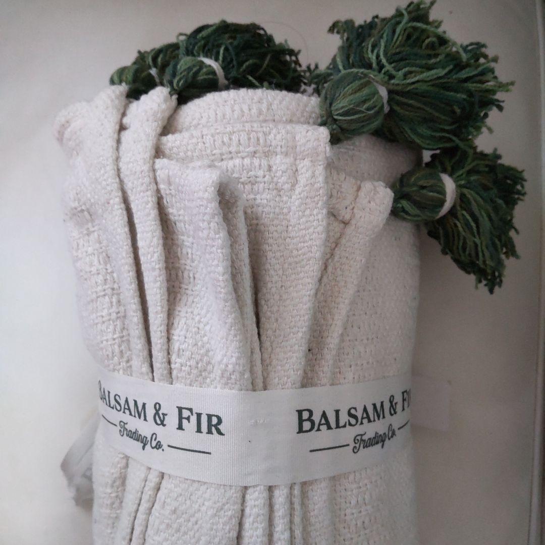 北欧風 ツリー柄 豪華3点セット　ふわふわクッション2個 ＆ 大判ブランケット