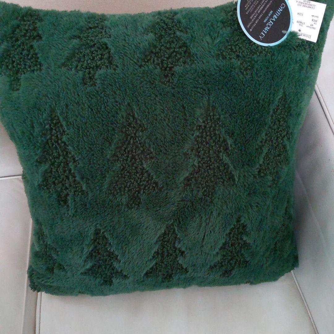 北欧風 ツリー柄 豪華3点セット　ふわふわクッション2個 ＆ 大判ブランケット