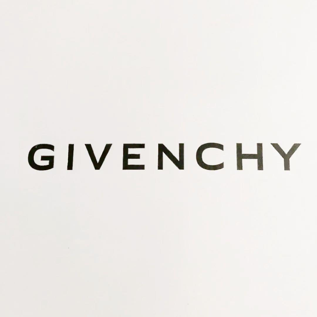GIVENCHY❤︎綿毛布。最終価格です。