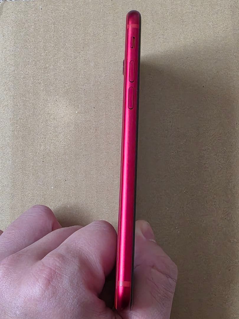 iPhone8 256GB red SIMフリー