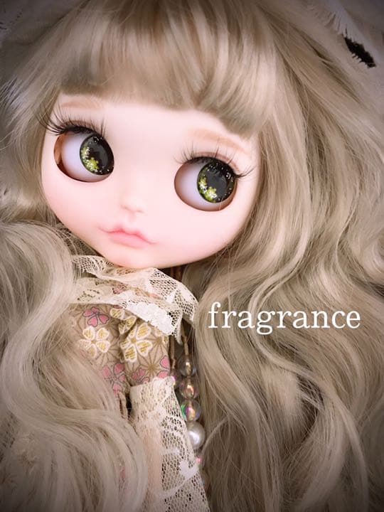 アイシードール  カスタムドール　白肌　アッシュベージュ