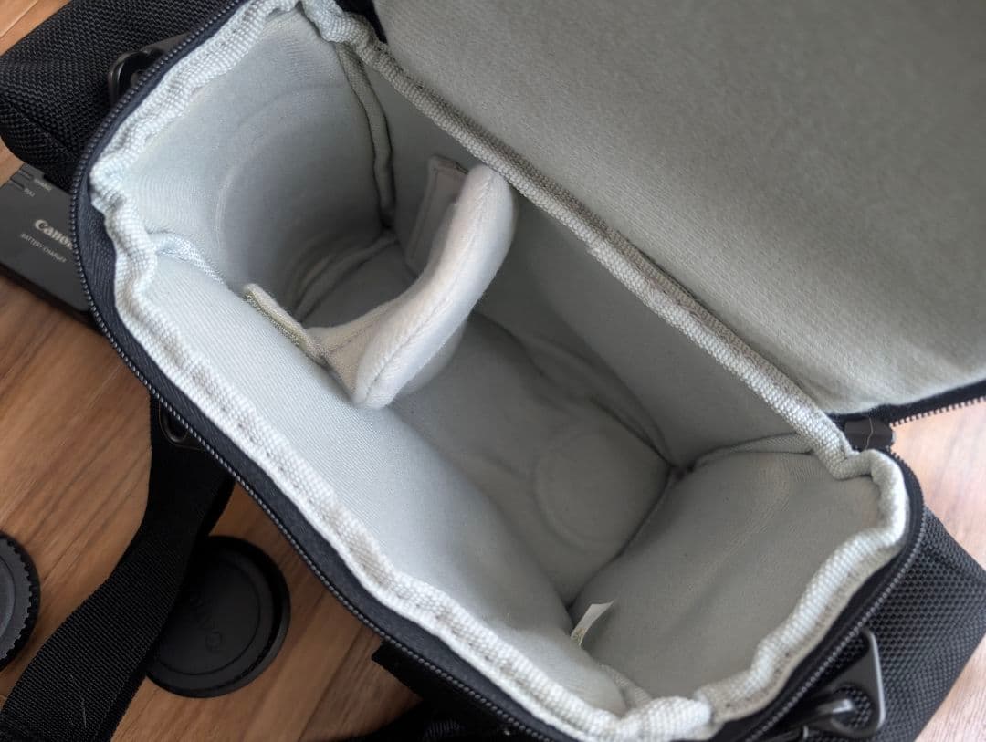 Canon EOS Kiss X4 デジタル一眼レフ おまけ有 1月末迄販売予定