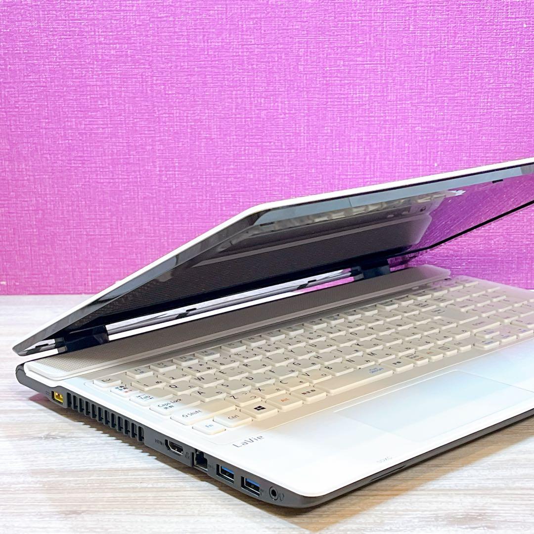 Windows11✨すぐ使えるノートパソコン✨カメラ✨ブルーレイ✨SSHD大容量
