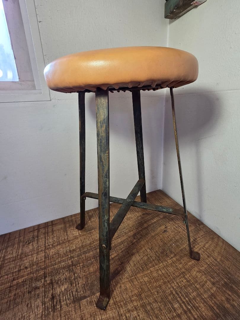 Z*i様 ビンテージ　椅子　牛革座面　鉄脚　インダストリアル