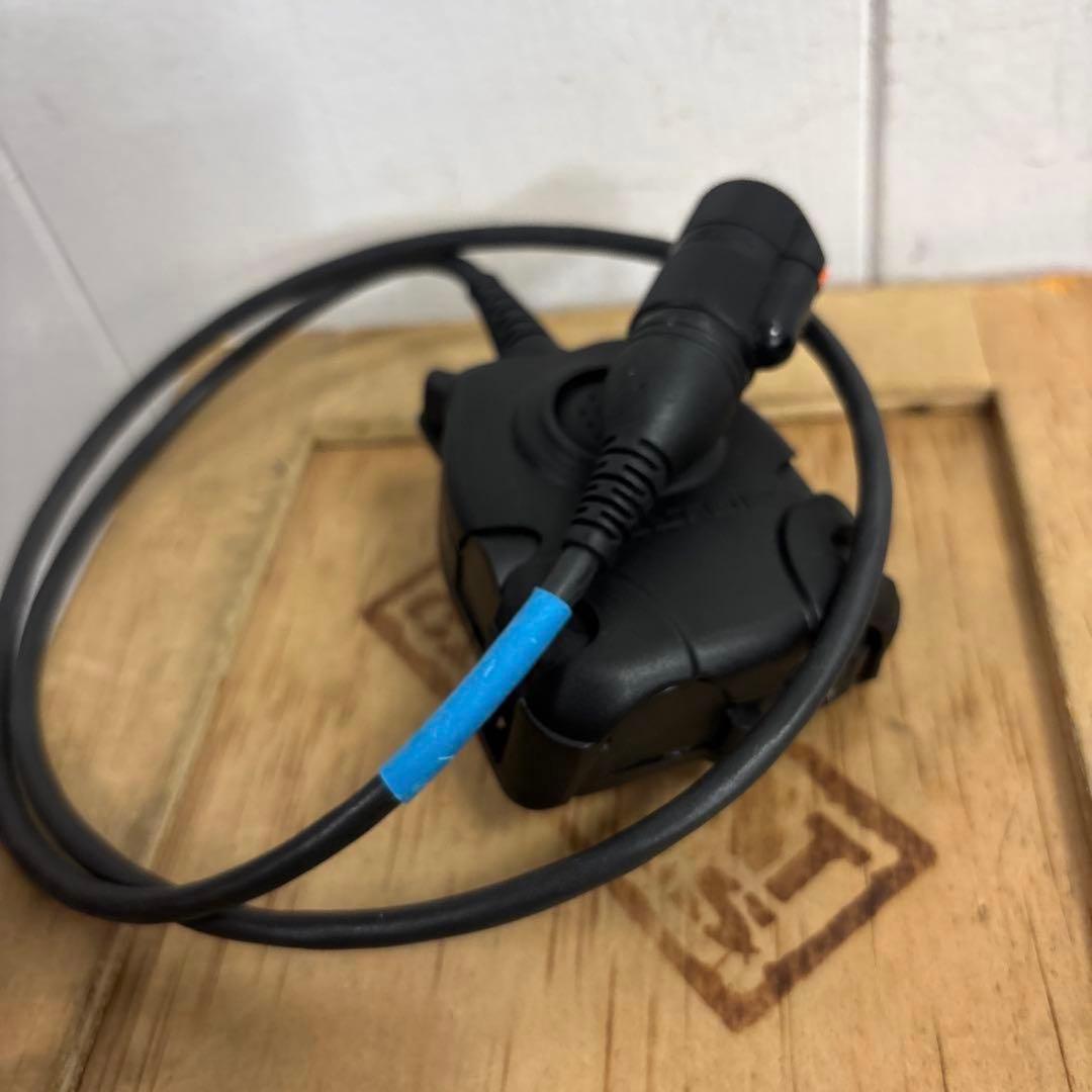 美品　米軍 実物　PELTOR PTT スイッチ アダプター ペルター　送料無料