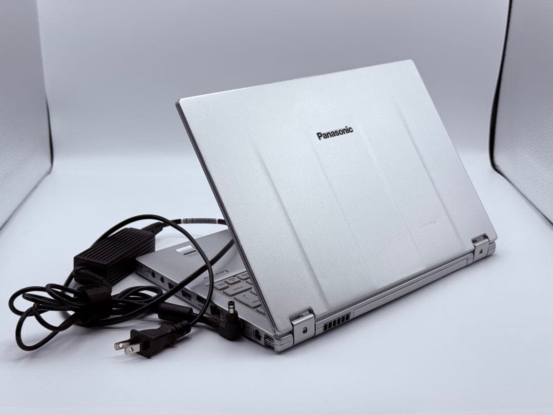 Let’s note CF-MX5 RAM8GB SSD1TB