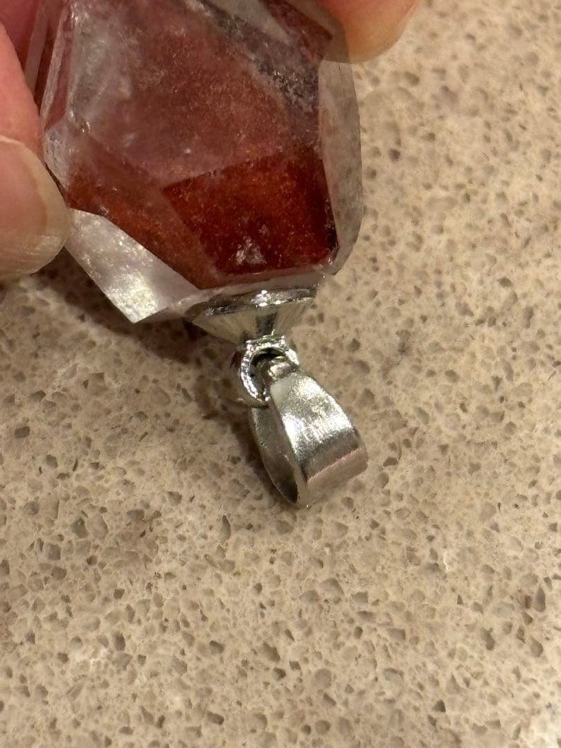 ヒマラヤ　レッドファントムクォーツ　赤富士　ペンダントトップ