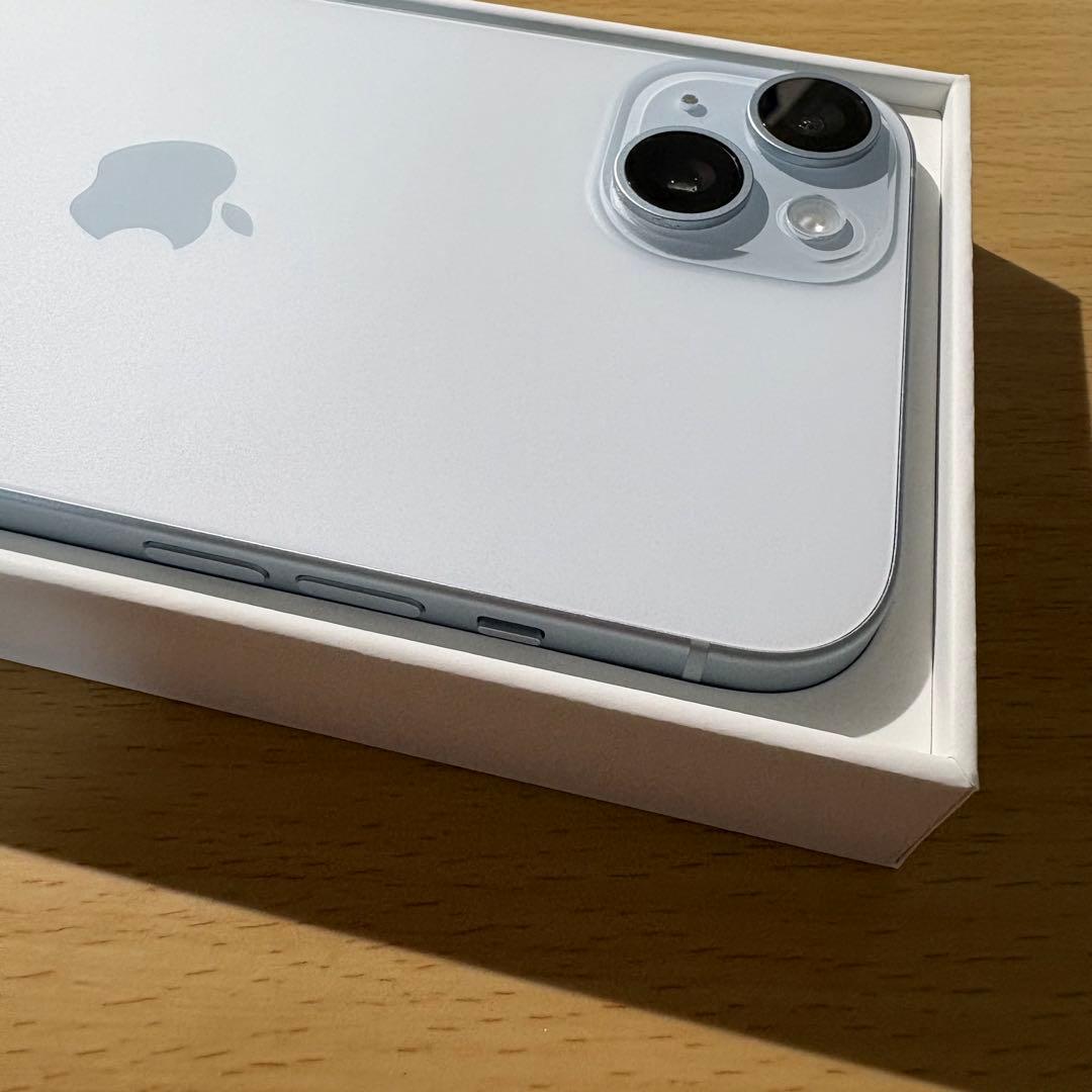 iPhone15Plus 美品128GBブルー 本体箱 付属品有り SIMフリー