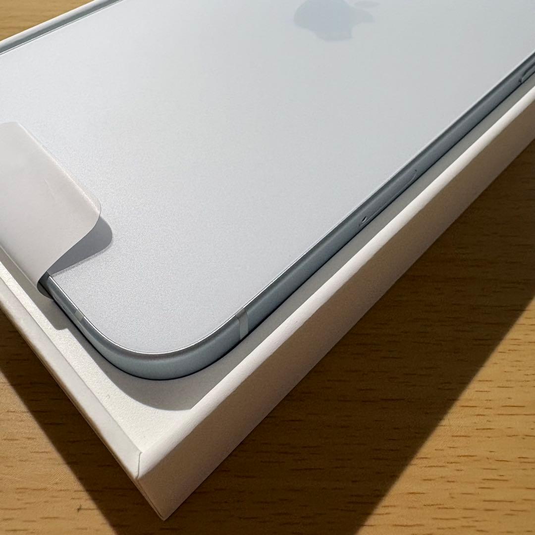 iPhone15Plus 美品128GBブルー 本体箱 付属品有り SIMフリー