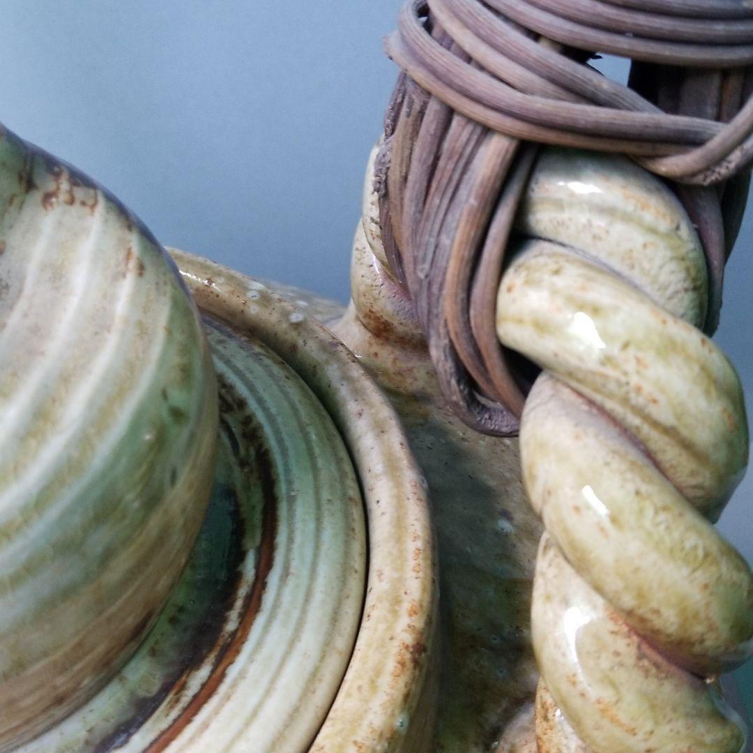 信楽焼 民芸土瓶置物 花入れ 高さ４４cm（つるの高さは含みません）