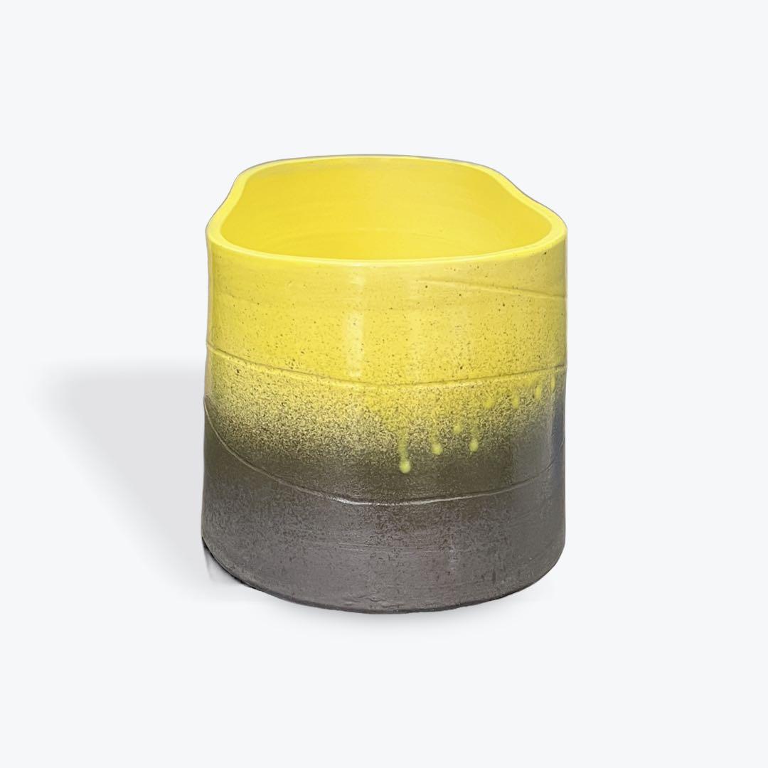 イエローとグレーのグラデーション花瓶