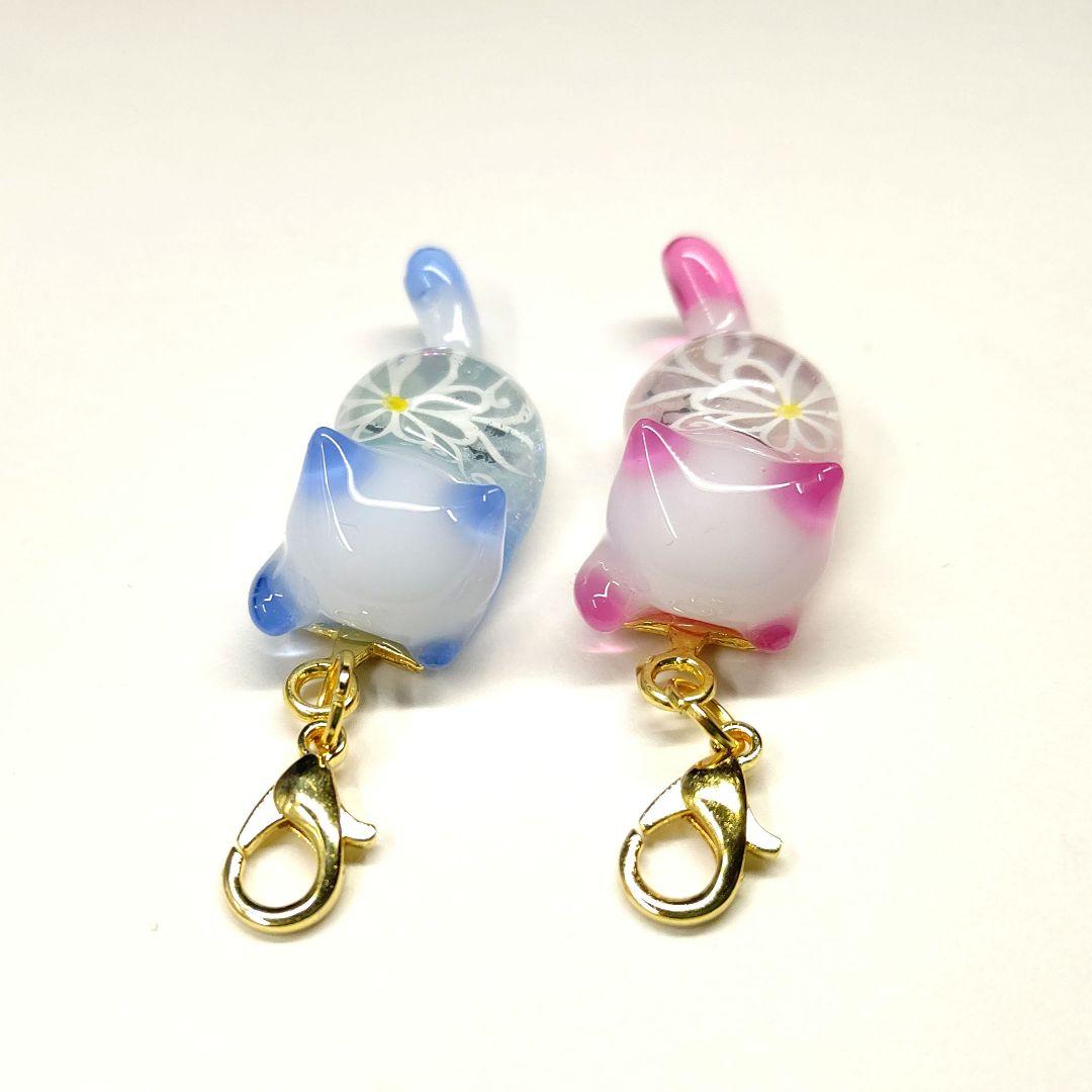 専用商品K-10060 じゃれ猫チャーム(お花 蛍シリーズ)
