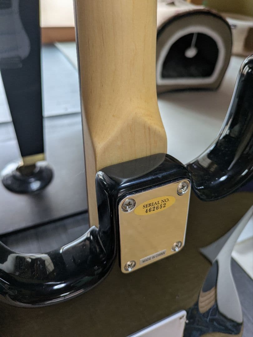 BUSKER'S　バスカーズ　 エレキギター ブラック ストラトタイプ