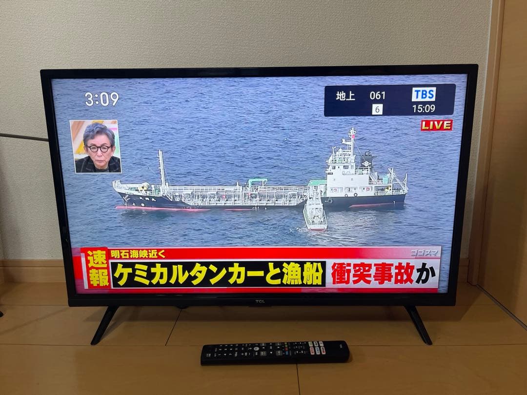 【美品】TCL スマートテレビ 32インチ 2022年製 リモコン付き