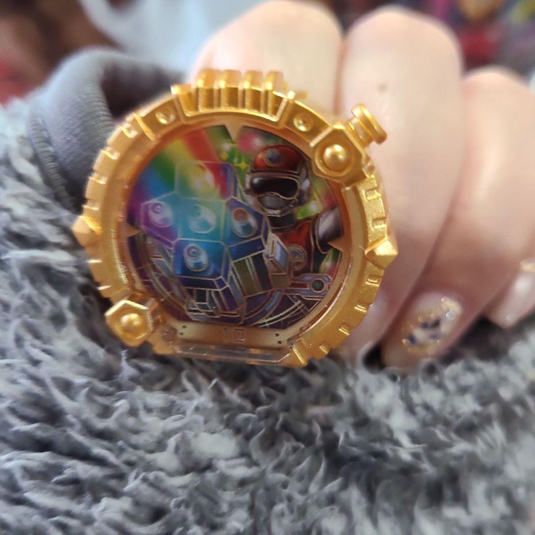 戦隊ヒーロー 変身アイテム ゴールド